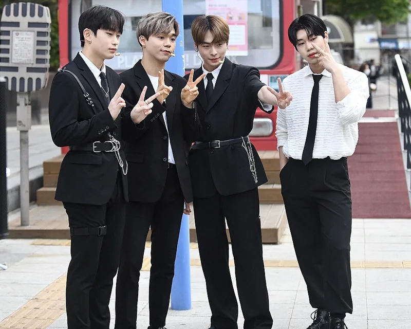 위더스 · Withus