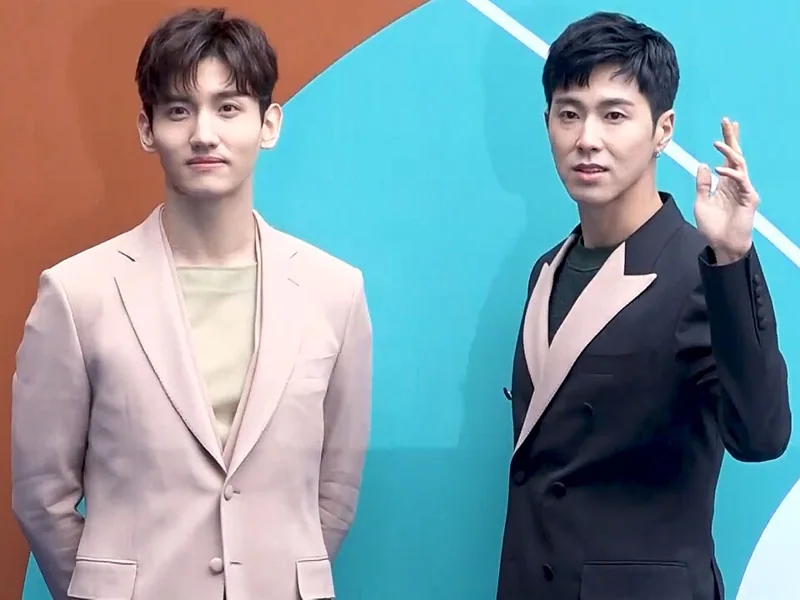 동방신기 · TVXQ