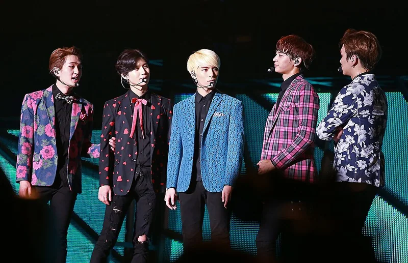샤이니 · SHINee