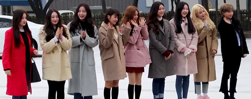 모모랜드 · Momoland