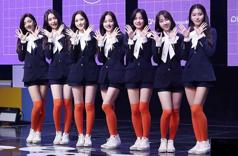 위클리 · Weeekly