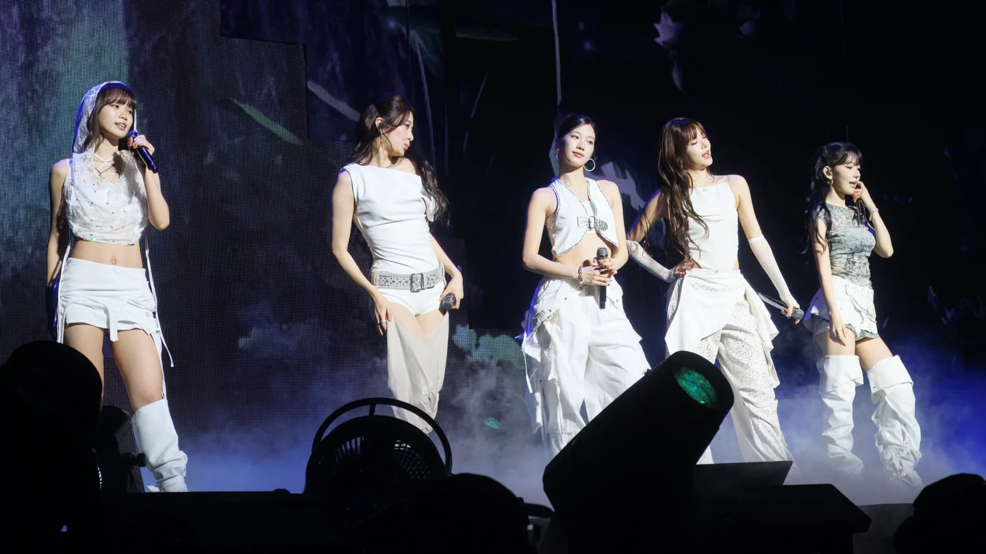 르세라핌 · LE SSERAFIM